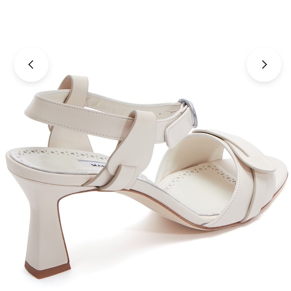 Manolo Blahnik 
Sandals in light beige leather Hydra Calf - Picture 7 of 8